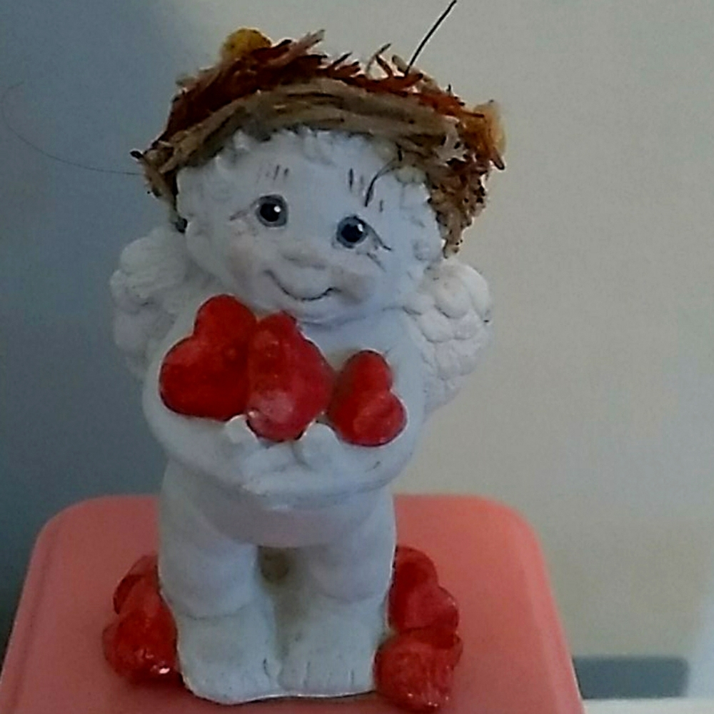 Accent piece cupid!
